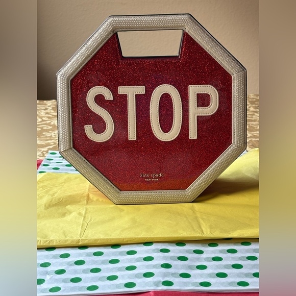 🚦🚦🚦 KATE SPADE DETOUR GLITTER PATENT LEATHER 3D STOP SIGN CROSSBODY & WALLET 🚦🚦🚦 - Picture 13 of 16
